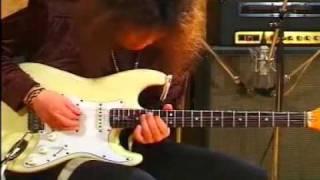 Katsu Ohta lesson on Young Guitar Magazine