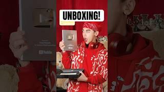 BAKAL NYAMPE 1 JUTA SUBS GAK NIH? | UNBOXING SILVER PLAY BUTTON SAMBIL JOGET | TREND GARAM DAN MADU