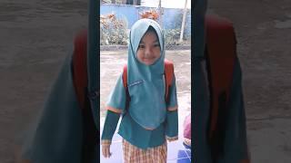 Adek Nabila Antar Kakak Zakiyah Ke Sekolah #bismillahirrahmanirrahim #berangkatsekolah #sekolah