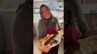 Kozan Yolu Mustafalar Köyüde Bulunan Elif Ustada Adana 200₺ Dürüm 140₺ Herkese Kebabım Nasip Olsun !