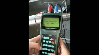 Handheld ultrasonic flow meter