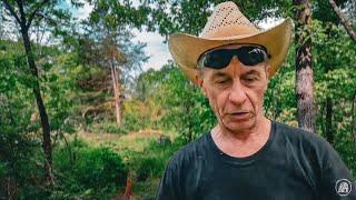 LIVING OFF GRID IN THE MOUNTAINS