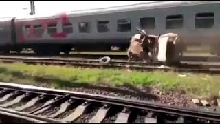 Crazy Russian Offroad(with UAZ through the rails)