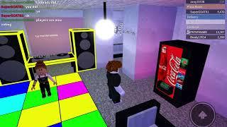 Patsfan589 and Brady13514 house tours in roblox pizza place