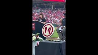 WATCH: Reds fans deliver standing ovation on Pete Rose Night at GABP