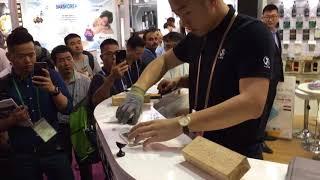 X.One screen protector hammer test @ Canton Fair 2016