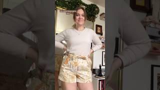 Pattern is the Savanna Shorts by Mila Onni Patterns and it was freaking DELIGHTFUL #sewing #upcycle