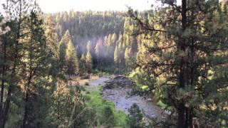 4K Oregon relaxing John Day River