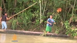 Ecuadorean villagers fight against rainforest pollution