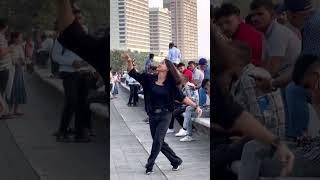 Mujhe Dekhna Chat Ke Upar Se  Chitra g New Dance Video #shorts #dance
