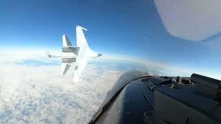 Поведение одного российского Су-35 было небезопасным.  Генерал ВВС США Грегори Гийо