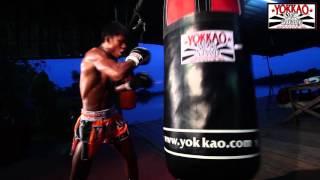 Buakaw Banchamek Muay Thai Training at night @yokkaoboxing