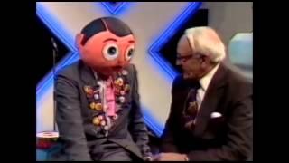 Professor Stanley Unwin interviews Frank Sidebottom