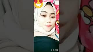 Live jilbab toge pamer belahan