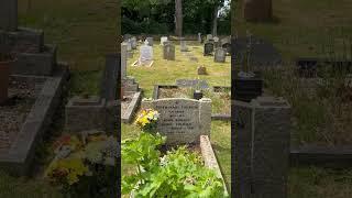 JRR Tolkien’s Resting Place - Oxfordshire UK #lordoftherings #history #oxford #uk