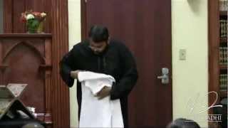 Hajj - How to wear Ihraam the most practical way - Yasir Qadhi | November 2010