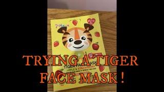 TRYING A TIGER FACE MASK ! SHORT  SOPHIE'S MAGICAL WORLD