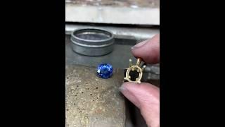 The Process Of Making Gold Necklace With Blue Gemstone #shorts #jewellery #manonherrewijnen #fyp