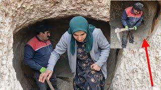 Working Hands, Steps of Hope: The Story of Maryam and Her Children