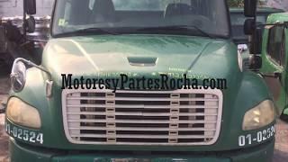 Motor 906 con cabina Freightliner en corte montada - Motores y Partes Rocha