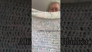 Free crochet baby blanket pattern. #crochetlove #babyaccessories #babyblanketcrochet