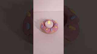 Okies but this donut candle holder??? super easy pinch and coil clay diy #diypottery #claydiy