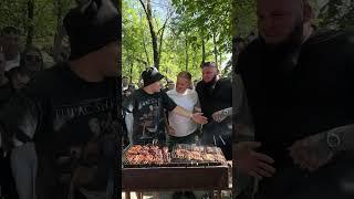 СОБРАЛ ПОДПИСЧИКОВ НА ШАШЛЫКИ  ПОЛНЫЙ ВЫПУСК НА КАНАЛЕ «СЫРБУ» insta: syrbalet
