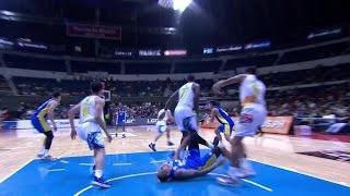 TNT’s Poy Erram ROUGH LANDING vs. Rain or Shine in 3Q | PBA Season 49 Commissioner’s Cup