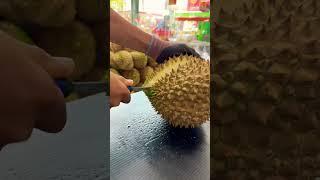 #durian #fruit #yummy #cuttingfruit #cambodia #cuttingskills