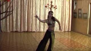 Наталия Бобкова танец с шамаданом-BELLYDANCER