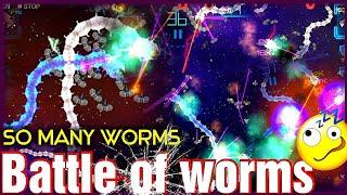 Event horizon game. Battle of the Worms . so many worms .