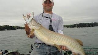 Musky Trolling with Echotail Blade Baits on Lake Pewaukee