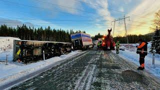 The truck lay on its side! How rescue services work in Sweden!