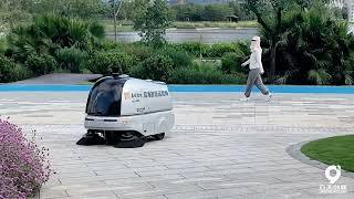 The Talent Park welcomes a new "talent" - the autonomous driving sweeper XG!