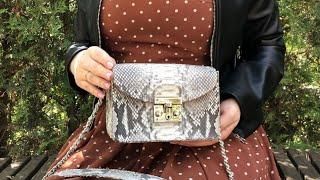 Сумка в стиле Furla из кожи питона.