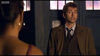 The 10th Doctor proves to Martha he can travel in time (EDIT)