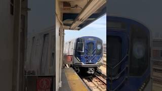 Random R211T G train arrives Smith 9 Sts (Video request by @Starrymight681 )