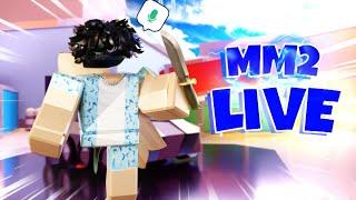  Playing MM2 with FANS!  (Murder Mystery 2 Live)