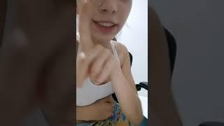 OLHA O QUE A NOVINHA APROTOU SOZINHA NO QUARTO EM SUA LIVE  PARTE 1