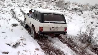 range rover classic in snow.mp4