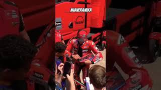 GENEROUS! MARC MARQUEZ MEETS FANS ON PADDOCK  #marcmarquez #motogp