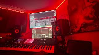 Doswell Beats In Studio Making a Beat | MPC Software MPC Key 61