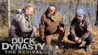 Who's the Thief?! Missing Snacks & Suspicious Faces *Bonus Scene* | Duck Dynasty: The Revival