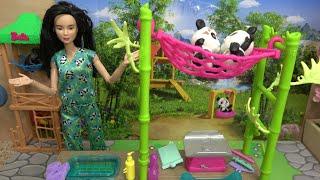 Barbie and Ken at Barbie Dream House Surprise Sister Chelsea