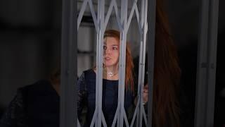 Въехала в гостиную  #скетч #funny #юмор #актриса