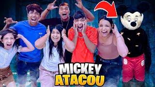 MICKEY NOS ATACOU E FICAMOS COM MUITO MEDO!* Conseguimos nos livrar dele?