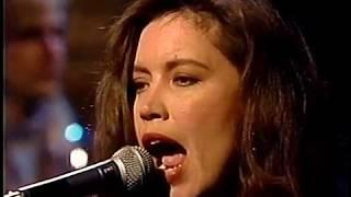 Toni Childs  - I Gotta Go Now (Live on Letterman 1991)