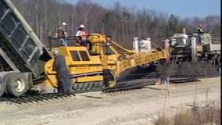 GOMACO RTP-500 Rubber-Tracked Placer