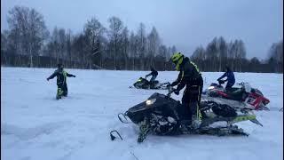 Arctic Cat m 800 против Polaris rmk