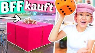 BFF muss alles kaufen was ich WÜRFEL | ViktoriaSarina